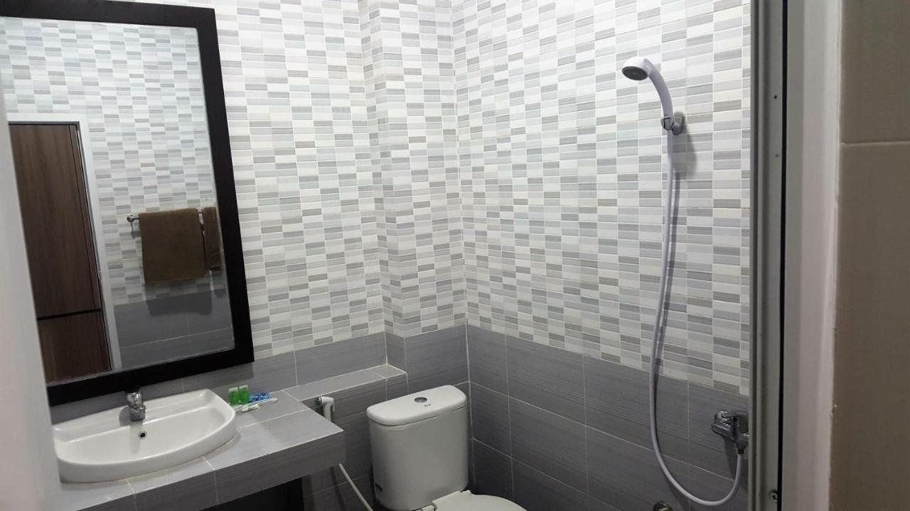 Nasional Hotel Гунунгситоли Экстерьер фото